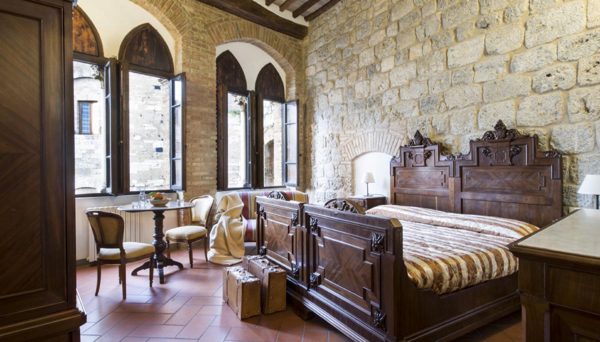 Sleep in theCentre - San Gimignano, historical center